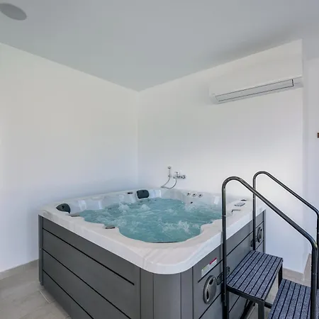 Sacra Wellness ヴィラ *